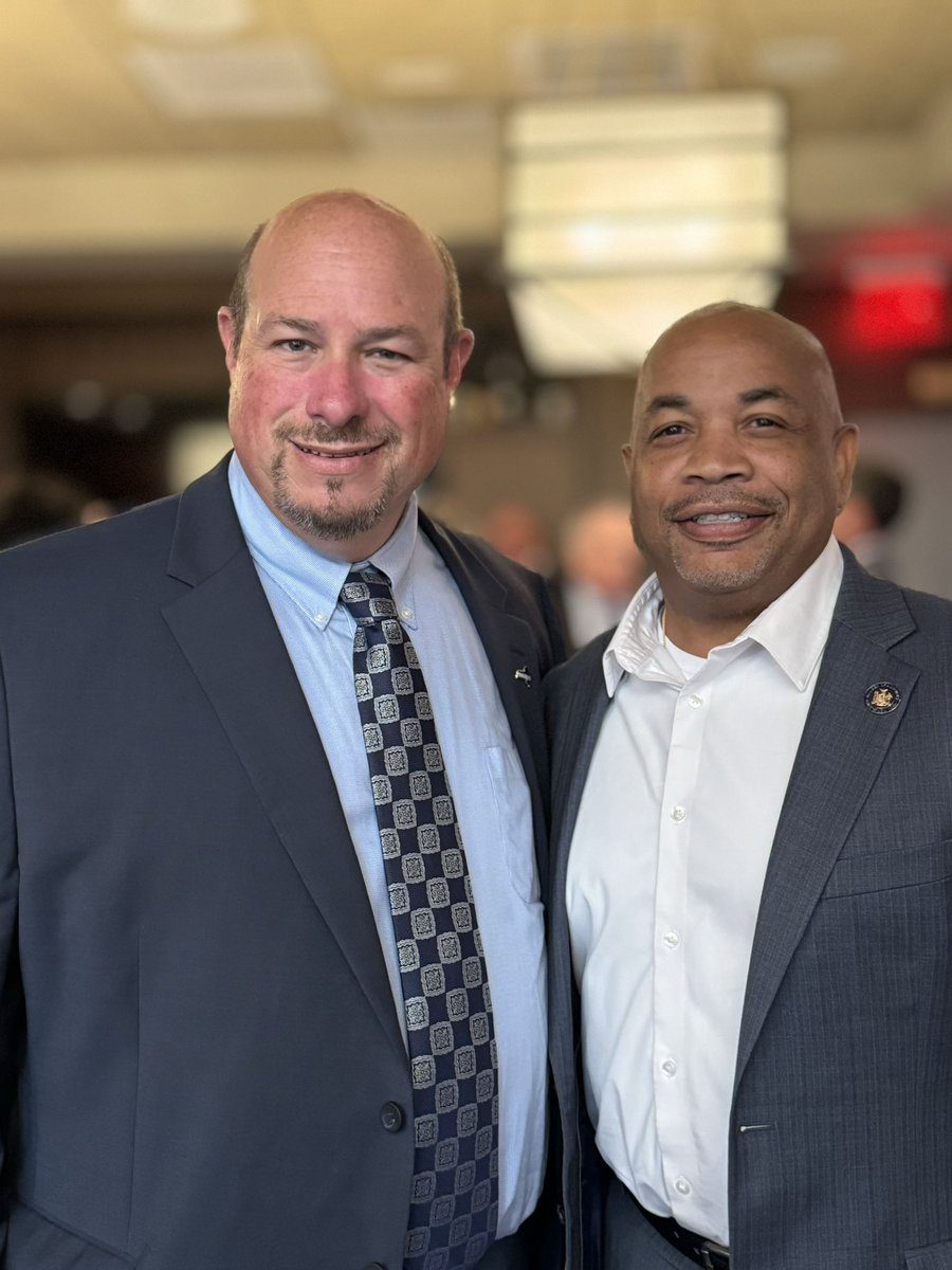 NYSSPA is grateful for Assembly Speaker @CarlHeastie support. We look forward to working with him and the legislature in the coming year to continue advancing the PA profession and improving access to high quality healthcare for all New Yorkers!
#nysspa #pasgobeyond