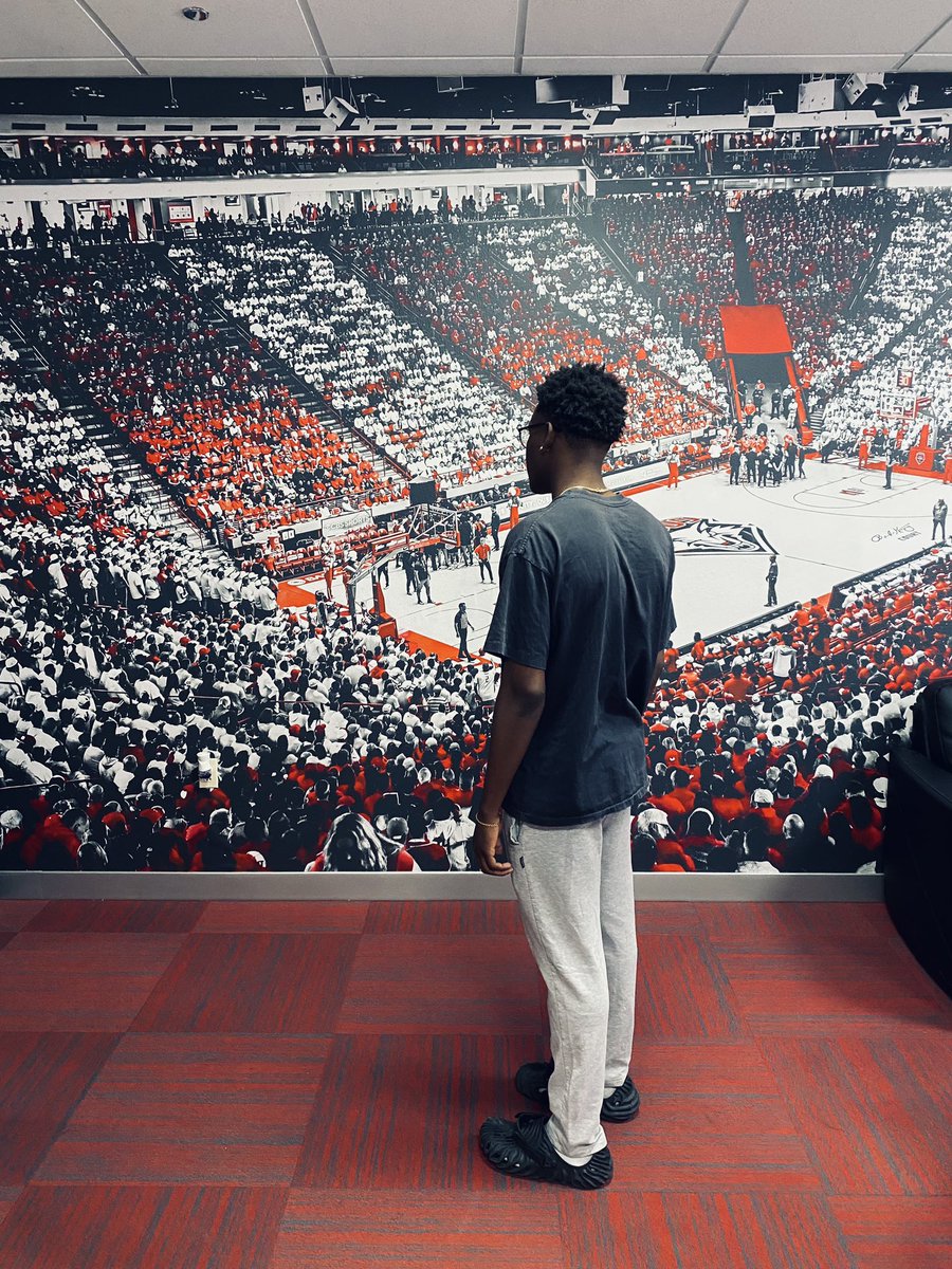 ••€ΘΔCH ΙΞΥΙΞ•• tweet media