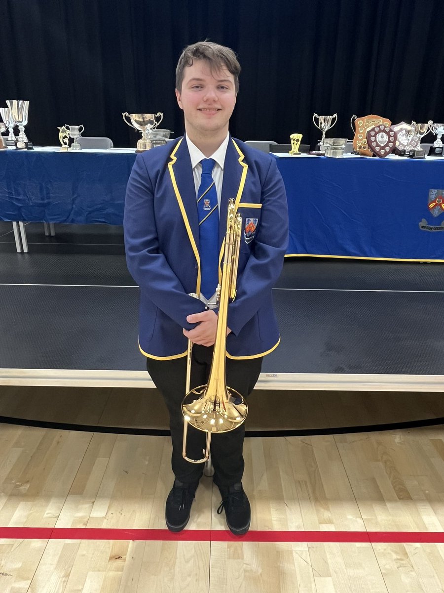 music_carrick's tweet image. Two excellent musical performances tonight from Angus and Thomas @Carrick_Academy senior awards ceremony.  @SAMusicService 
👏👏👏