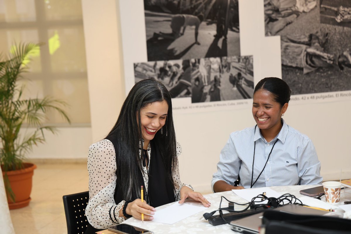 EmbajadaUSAenRD (@embajadausaenrd) on Twitter photo Excelente la experiencia vivida en el taller para mujeres en robótica dirigido a docentes, impartido por <a href="/ElDominico/">Domínico Americano</a> (ICDA) y financiado por nuestra embajada. Este evento brindó una valiosa oportunidad para fortalecer las competencias tecnológicas mediante actividades Excelente la experiencia vivida en el taller para mujeres en robótica dirigido a docentes, impartido por <a href="/ElDominico/">Domínico Americano</a> (ICDA) y financiado por nuestra embajada. Este evento brindó una valiosa oportunidad para fortalecer las competencias tecnológicas mediante actividades
