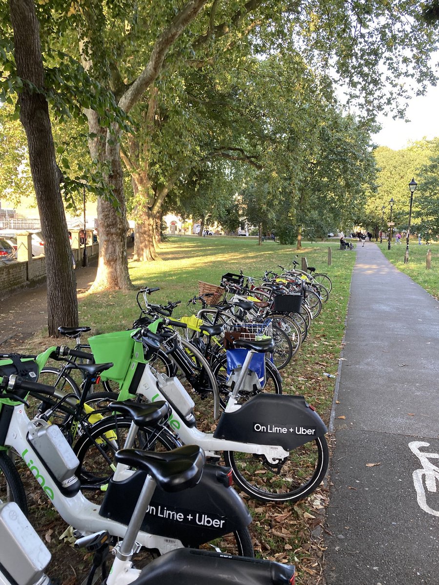 WayneStats's tweet photo. @EalingCustSer @EalingCouncil are taking away cycle parking at Haven Green. Are you adding cycle parking elsewhere or just reducing the number of cycle parking spaces for Ealing Station? https://t.co/OfgADeddQY