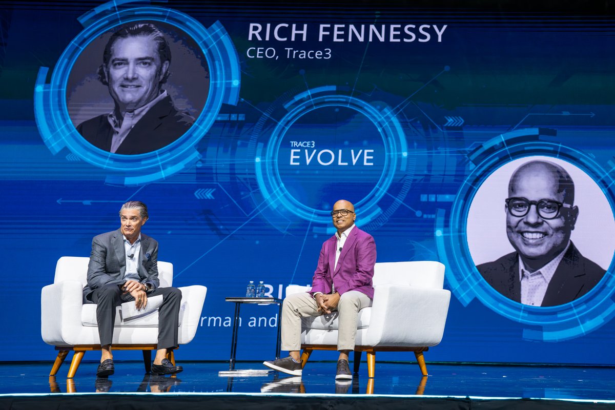 rubrikInc's tweet image. Rubrik CEO @BipulSinha took the stage with @Trace3 CEO Rich Fennessy at #EvolveConference to tell his incredible story and spread the word about the power of maximal thinking. Incredible! 👏