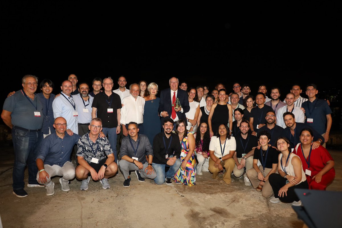 uc3mRoboticsLab (@uc3mroboticslab) on Twitter photo Nuestras felicitaciones al Prof. Carlos Balaguer del <a href="/uc3mRoboticsLab/">uc3mRoboticsLab</a> que ha sido galardonado con el Premio Nacional de Automática 2024 <a href="/CEAutomatica/">CEA</a> <a href="/uc3m/">UC3M</a> <a href="/EPS_UC3M/">EPS-UC3M</a> <a href="/ServInvestUC3M/">Servicio de Investigación UC3M</a> Nuestras felicitaciones al Prof. Carlos Balaguer del <a href="/uc3mRoboticsLab/">uc3mRoboticsLab</a> que ha sido galardonado con el Premio Nacional de Automática 2024 <a href="/CEAutomatica/">CEA</a> <a href="/uc3m/">UC3M</a> <a href="/EPS_UC3M/">EPS-UC3M</a> <a href="/ServInvestUC3M/">Servicio de Investigación UC3M</a>