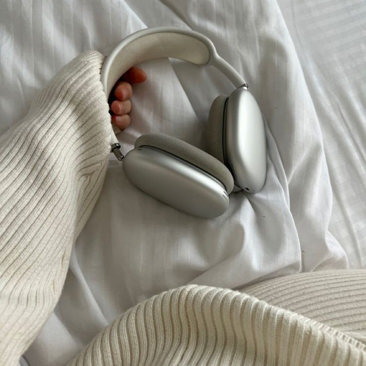 ccimparo's tweet image. ⠀⠀—            playlists con canciones de artistas
      italianos que pueden gustarte⠀   ⠀⠀๋⠀ ⠀⠀⧆