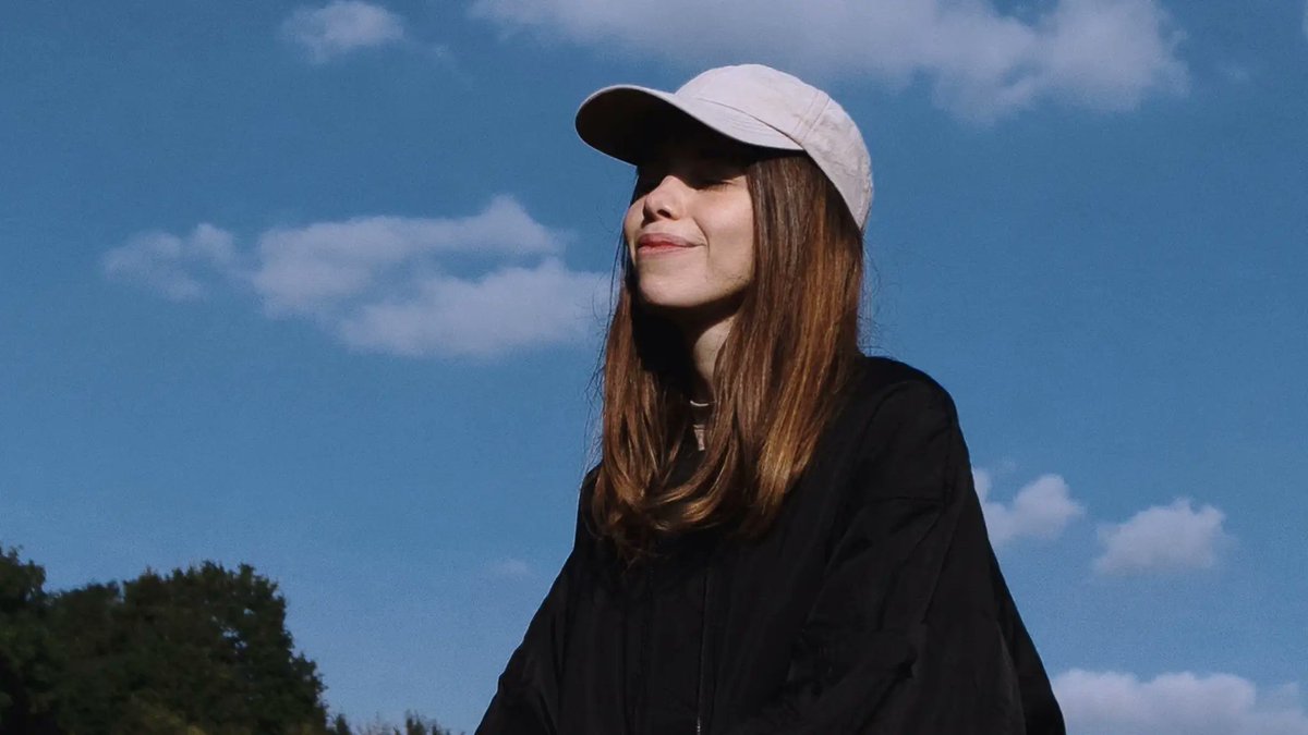 El festival Dekmantel (<a href="/dkmntl/">Dekmantel</a>) está celebrando su 10° aniversario con un boxset de 43 canciones de Dasha Rush, DJ Nobu, Aurora Halal, Lee Gamble, SKY H1, Call Super, Palms Trax, Kode9, Animistic Beliefs, upsammy y Verraco.

Escuchen: tinyurl.com/yxvrckdm