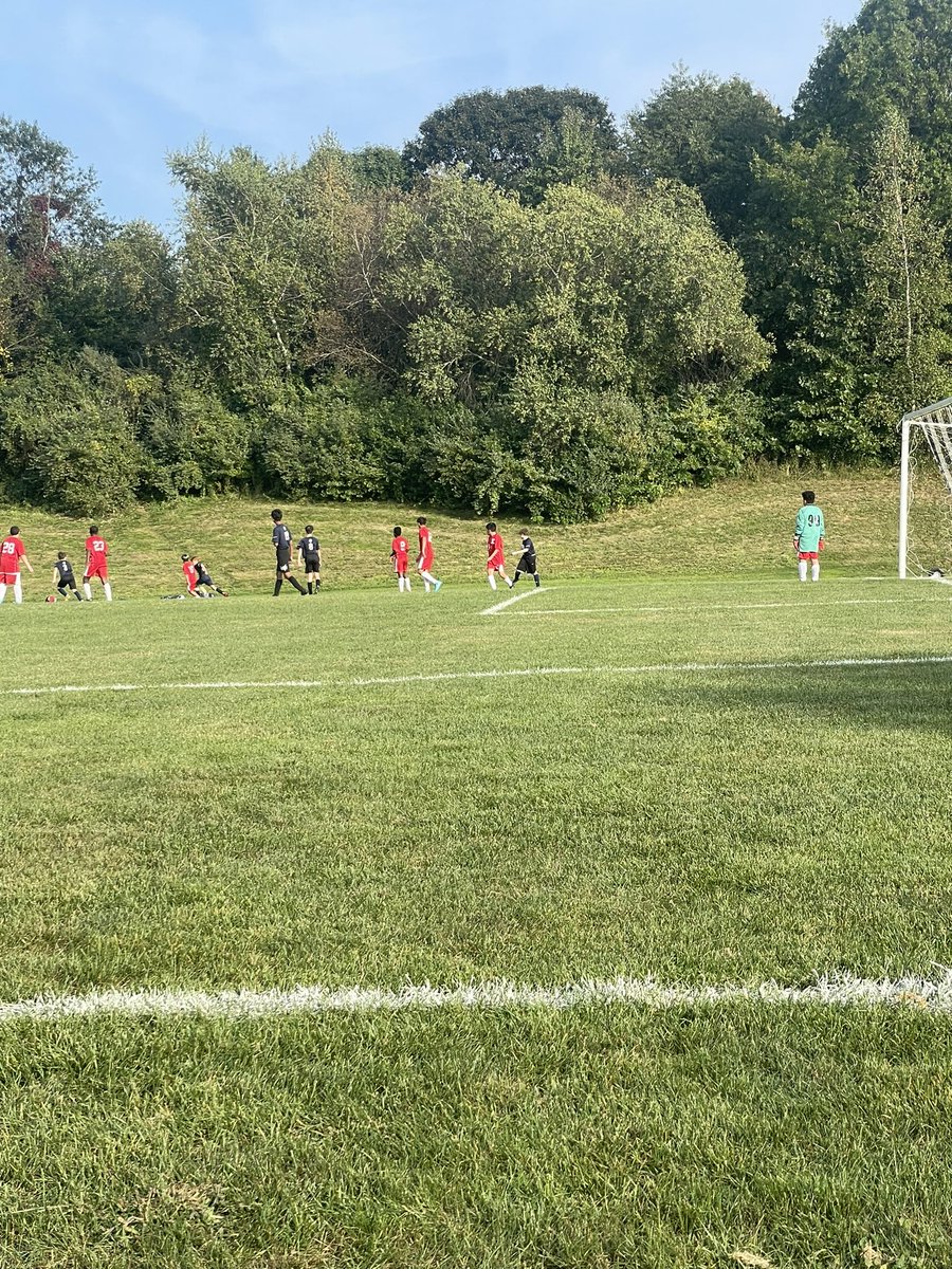 DerbyMiddle_CT's tweet image. Live Action from Witek Park as DMS Boys Soccer ⚽️ takes on Wolcott. #WeAreDMS @DerbyAthletics1