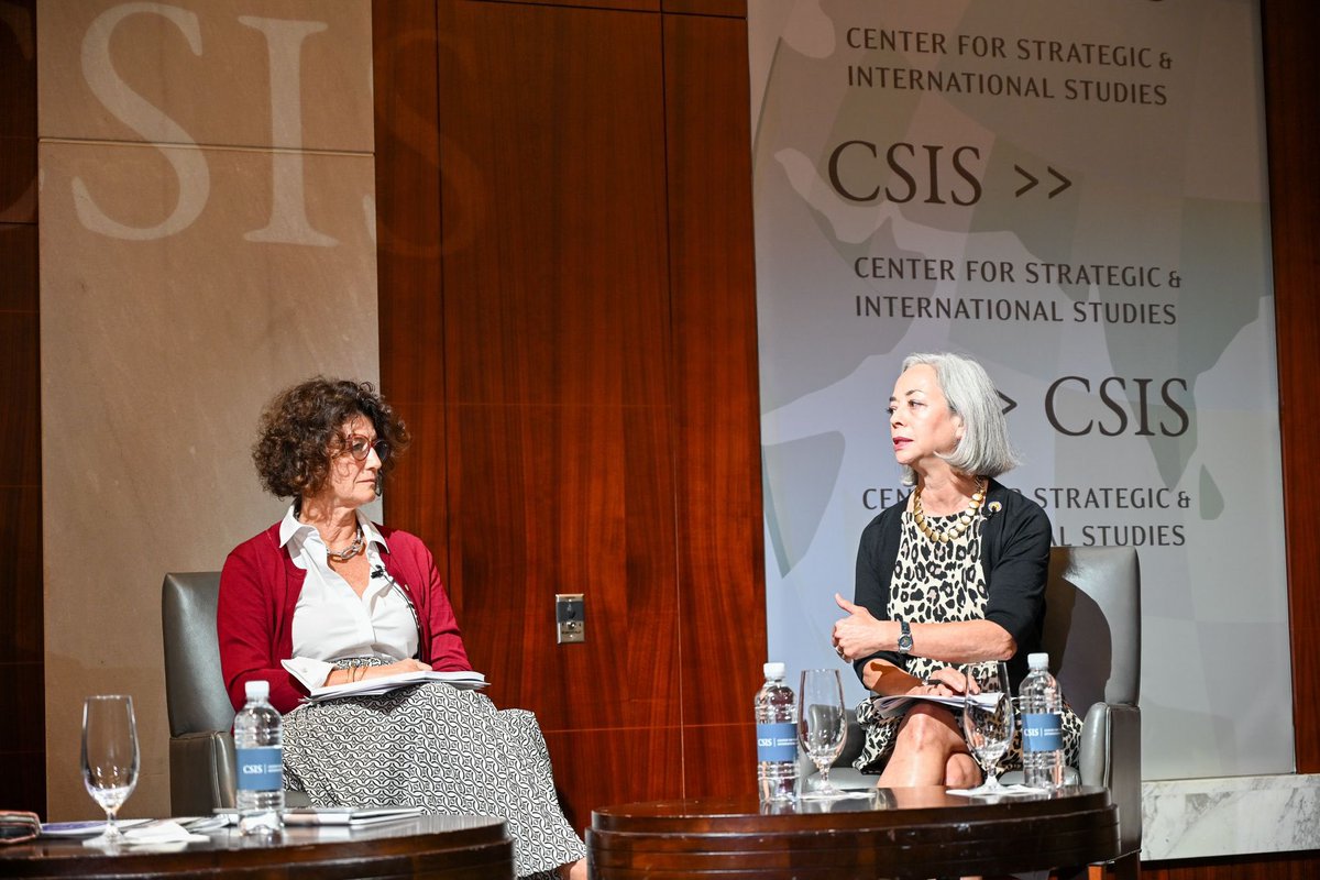 “If we are serious about eradicating forced labour, we need to take a hard look at what is done internationally, address the root causes and focus on vulnerable populations, such as migrant workers”, <a href="/TheaMeiLee/">Thea Lee</a> @ILAB_DOL