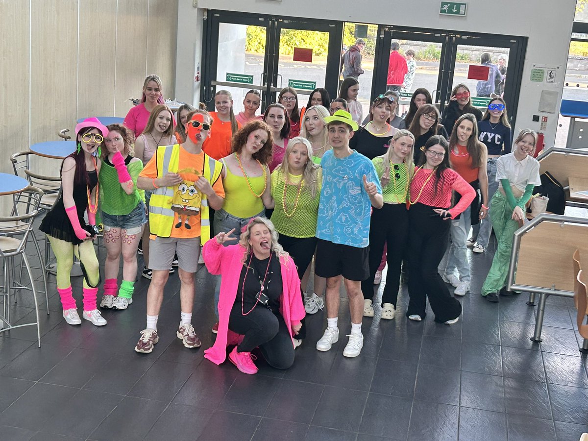 Mrs Ronnay tweet media