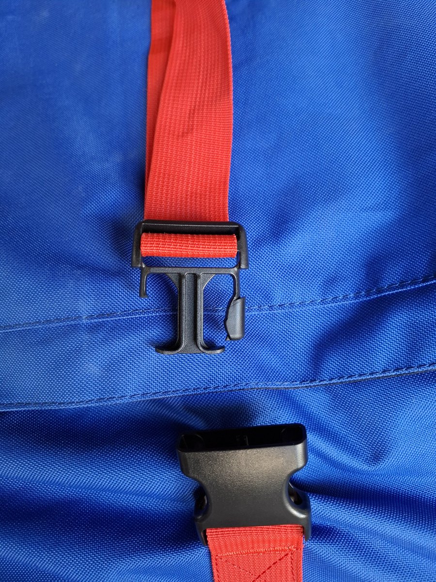 TwittTom86's tweet photo. @TheRealBerghaus Brand new tent... used once and this happens! Wouldn't say.. "Built to last..." https://t.co/VWkErBGjnz