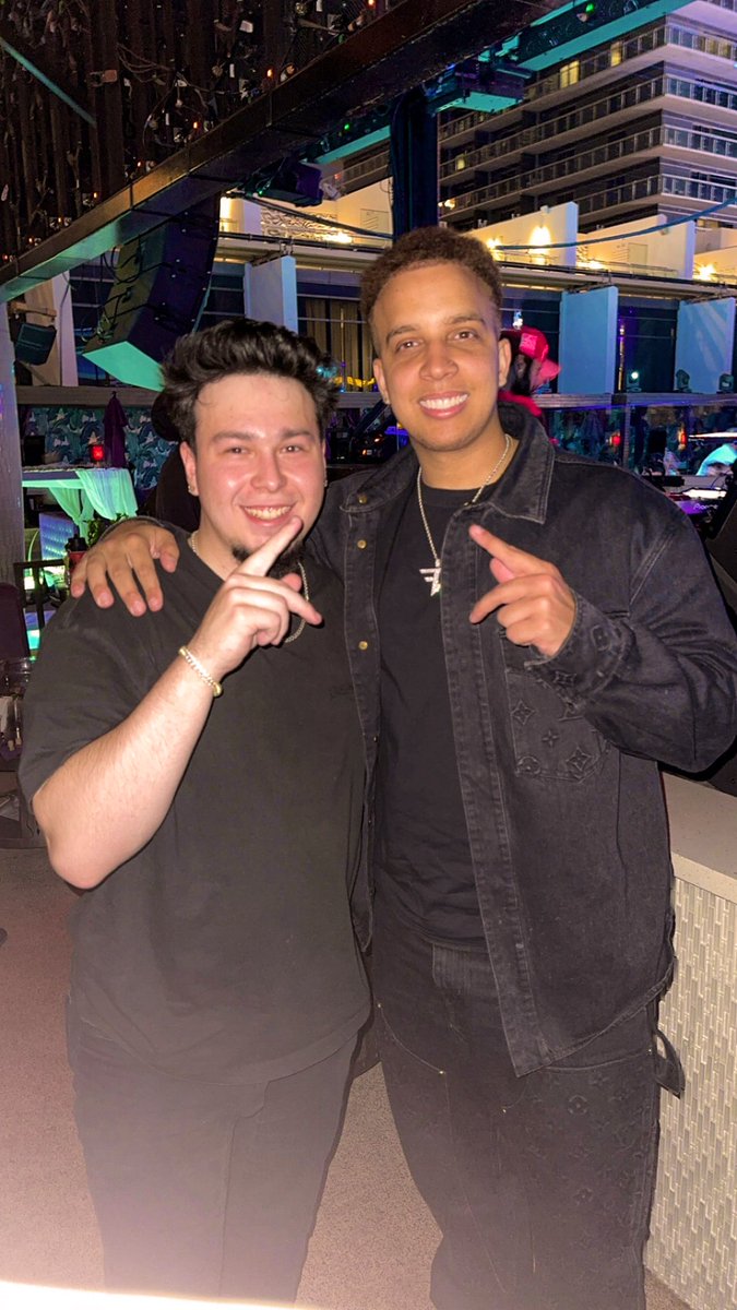 YouTubeDesiire's tweet image. It was an absolute blessing to be at the #WSOWGlobalFinal in Vegas ♥️ It was a pleasure meeting everybody that I met, lots of great people and memories ♥️🤝🏼