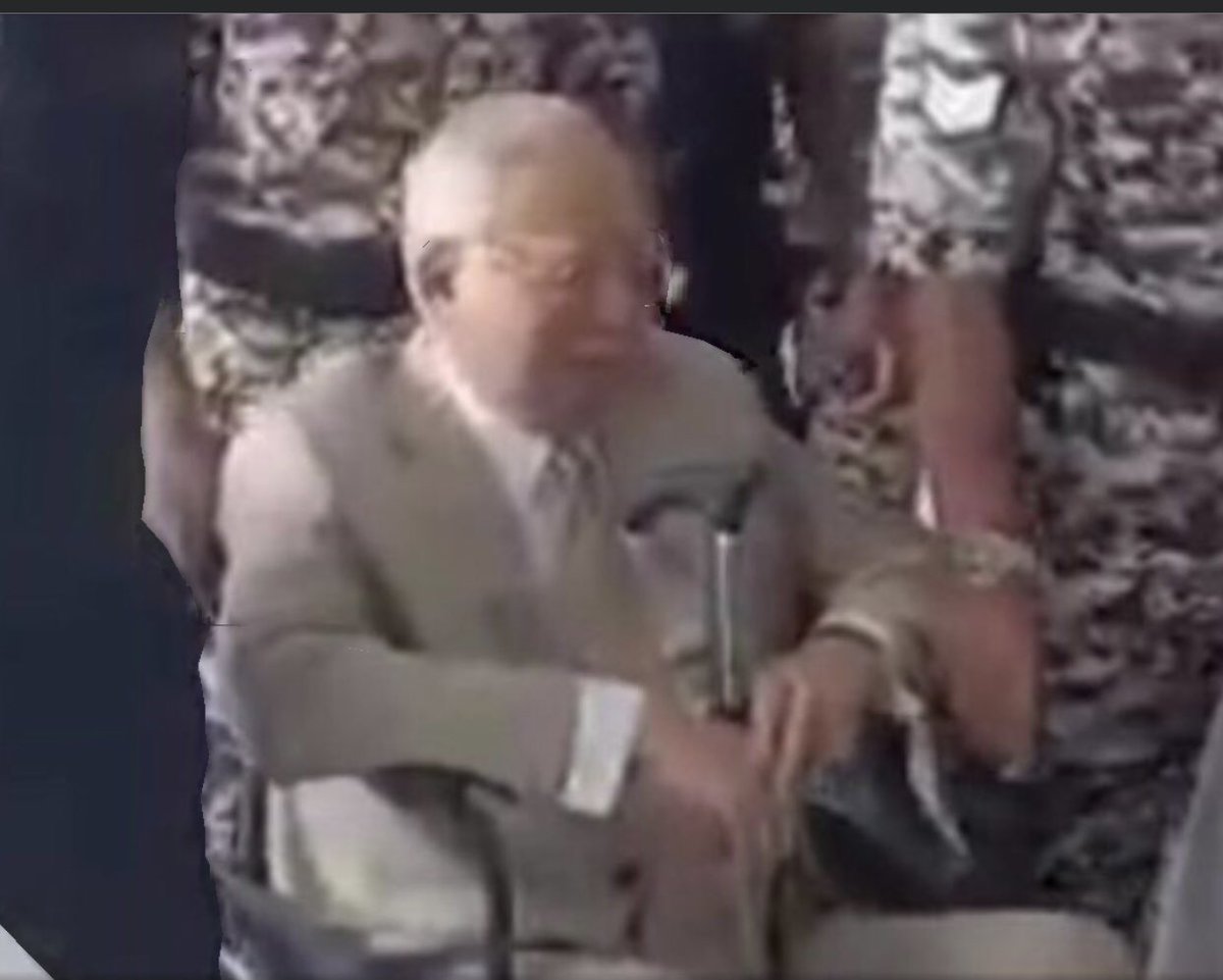 Ayahanda_MD's tweet photo. Saya tdk akan memaafkan @chedetofficial @MuhyiddinYassin &amp; mana2 pemimpin lain yg turut terlibat menganayai bossku @NajibRazak,  ini termsklah bks pemimpin UMNO sendiri. @Alamurni @Bossbm17 @bossku_team @fikhwanBait @thanenthiran3 @NikYahya2 @Jacob_Hendo7 @Badacs1 @zlk69 @BNrasmi https://t.co/oifLxgcT1Y