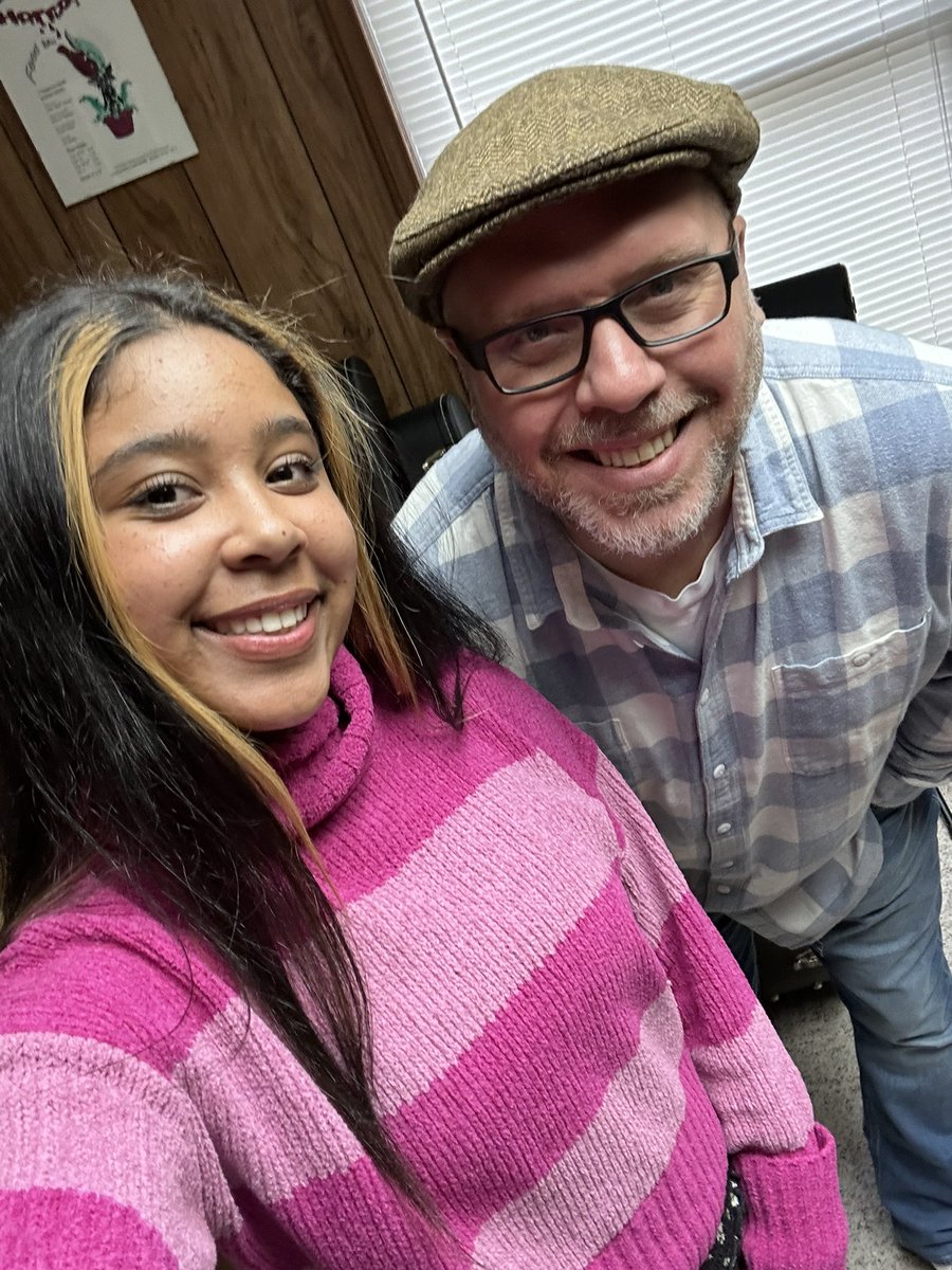 hickoryarts's tweet image. Happy Birthday to Stevie Roland! Stevie has been in our Voice and Artist Development program for almost a year! #voice #artistdevelopment @hickoryarts