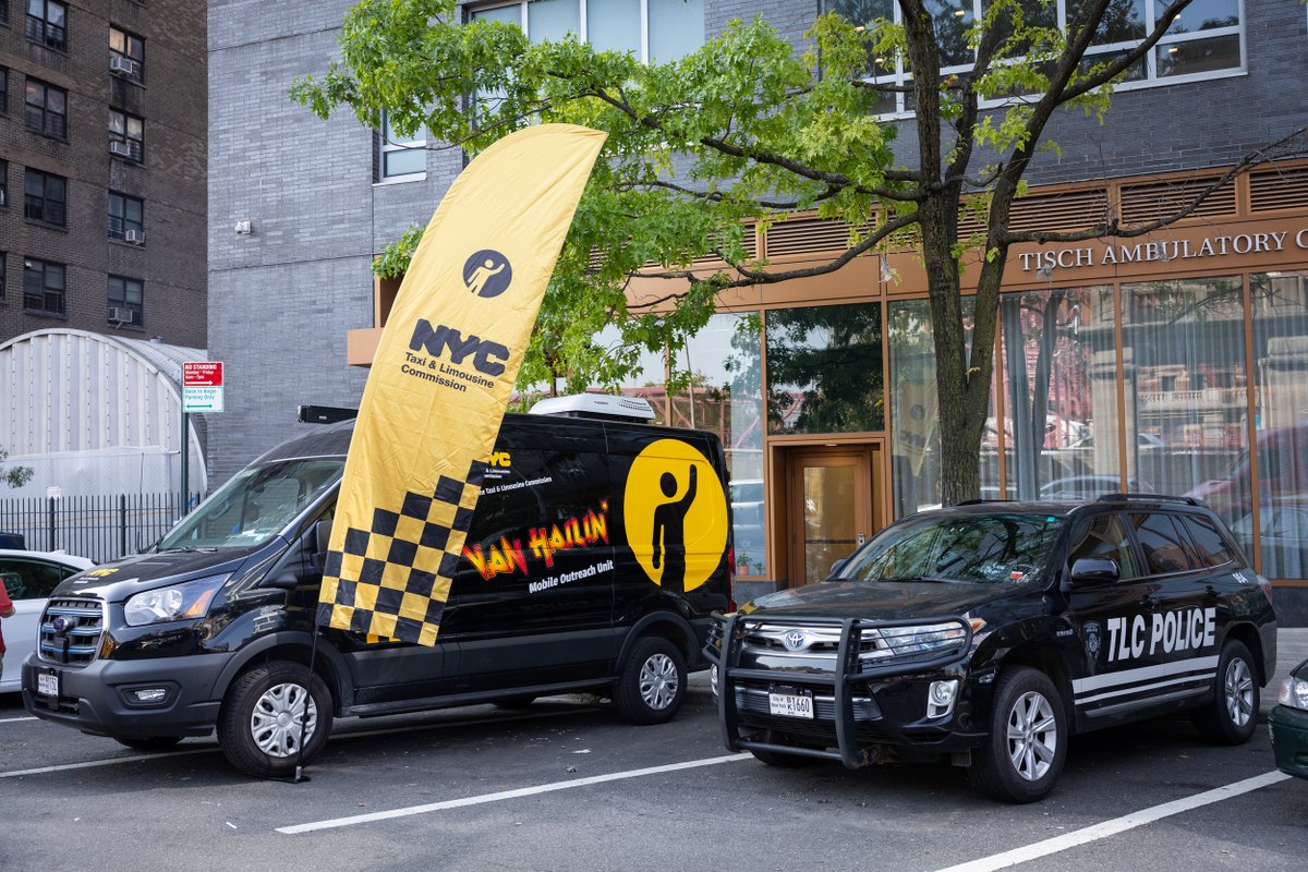 Thank you to the office of <a href="/MBPMarkLevine/">Office of Manhattan Borough President Mark Levine</a> and <a href="/GrandStSttlment/">Grand St. Settlement</a> for hosting another #VanHailin resource fair! Alongside the TLC services we offer, we also invited relevant city agencies and organizations to inform licensees about resources that can save them time and money.