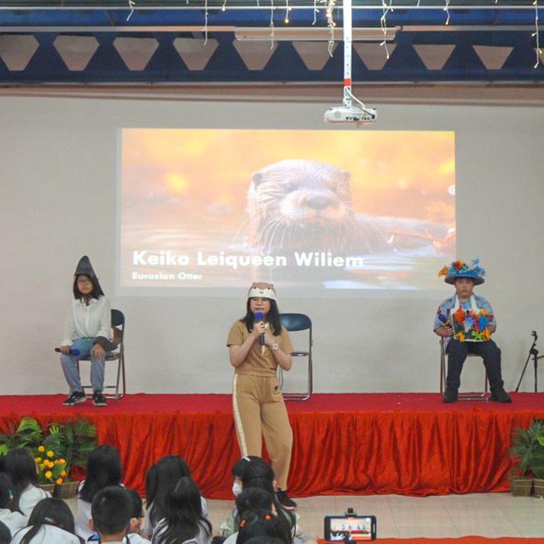 Technology encourages problem-solving and innovation, preparing students for real-world challenges. This is why understanding technology, deeply, matters. 
bit.ly/47xVNe9 
#SISGroupOfSchools #EducationForChange #EmpoweringLeaders #schoolsindonesia