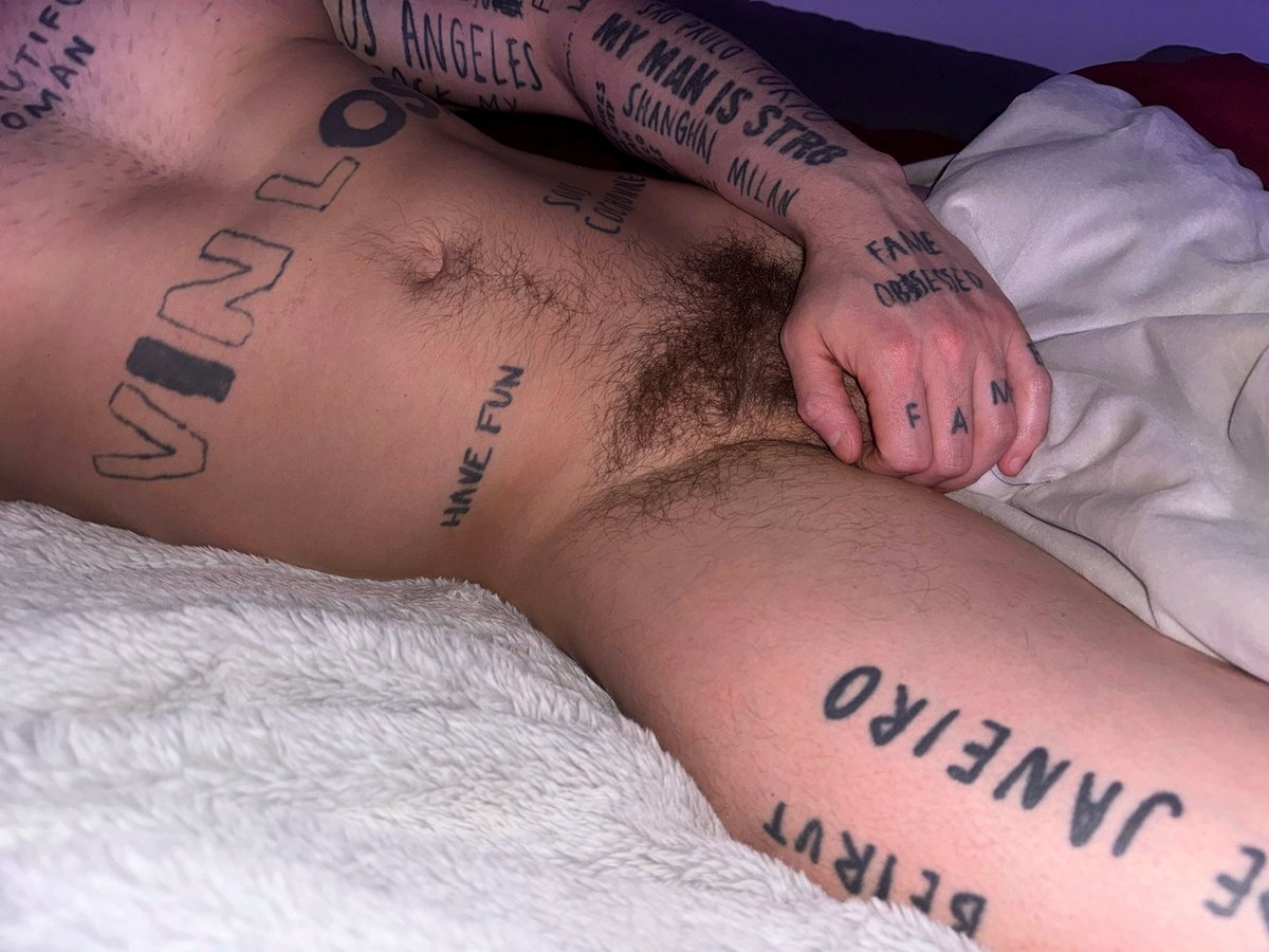 jotografías* (NSFW) tweet media