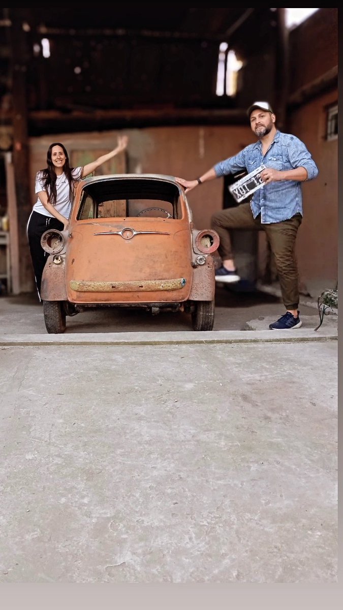 Erica2389's tweet photo. Metas siempre tiene que haber metas!
El primero de muchos que vamos a dejar okm ♥️🔥
.
.
#Decarlo600 #bmw #Autosdecoleccion  #Argentinarestauracion https://t.co/yVbXJFzA1A