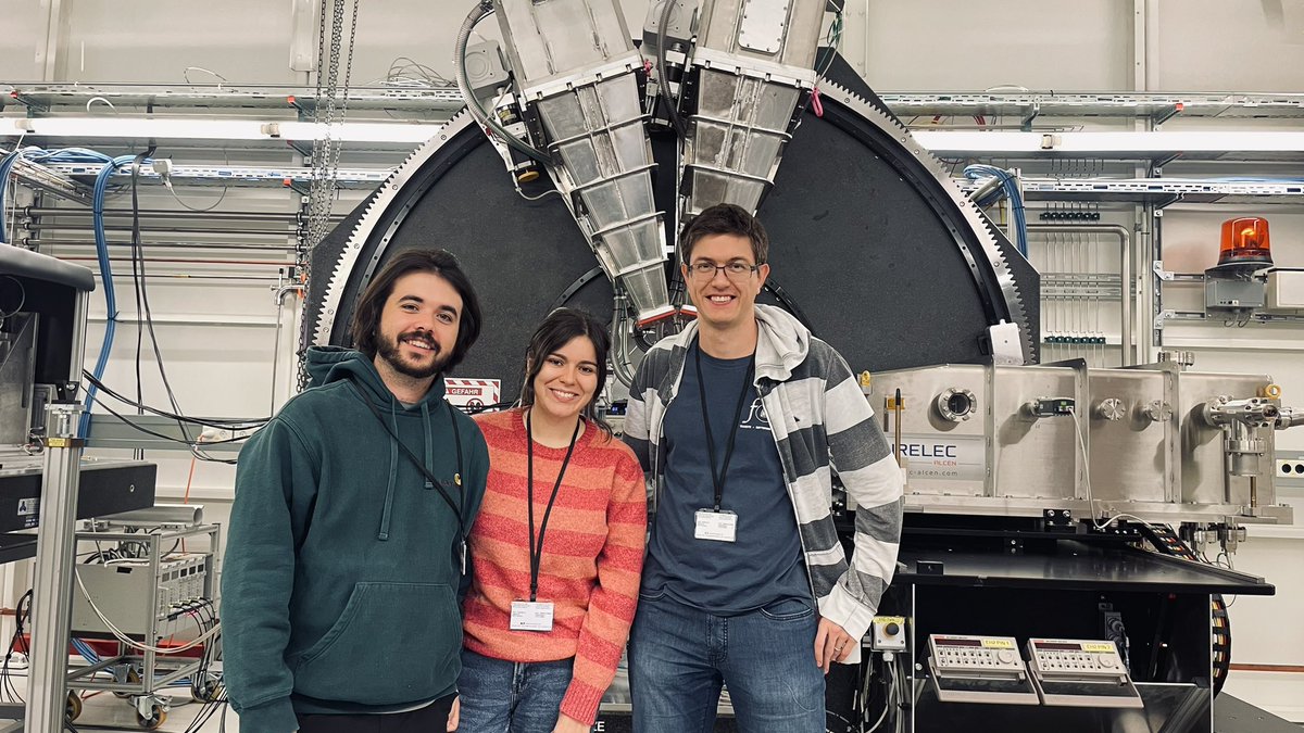 Fun nights at the DESY synchrotron with <a href="/Maria_ADias/">Maria Dias</a> and Felix Marxer!