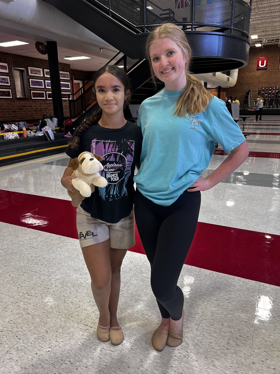 Congratulations Shilo!! Shilo has been such an amazing addition to our program and I’m proud to say she is this weeks recipient of our traveling Bulldog 🐾❤️🐾