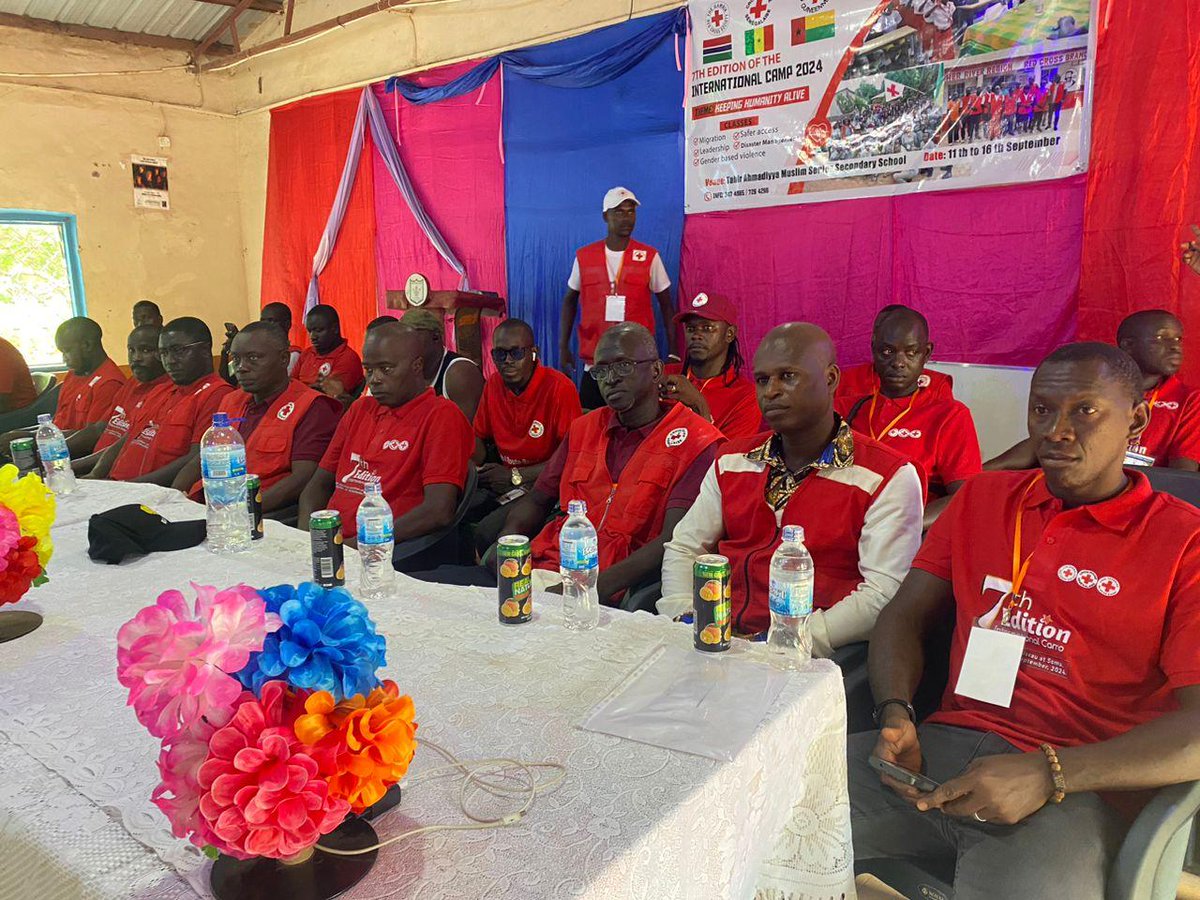 CSenegalaise's tweet image. The 6th edition of the exchange and capacity building meeting for volunteers from the @CSenegalaise committees of the Ziguinchor, Guinea Bissau and Soma regions in The Gambia, ended on a high note in the border town of Soma with Senegal @CICR_Afrique