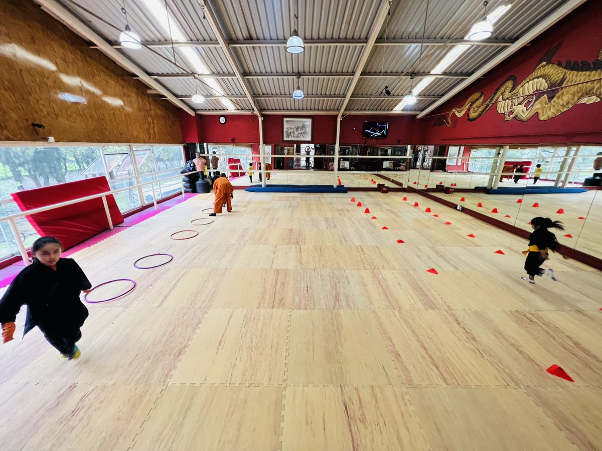 ShaolinMexico's tweet image. Clases de KungFu para niños desde 5 años de edad 🐉 Coyoacan y Colonia Roma 👊 

Encuentra nuestras sucursales en: 

KungFu.com.mx/donde

#kungfu #shaolin #shaolinkungfu #wushu #cdmx