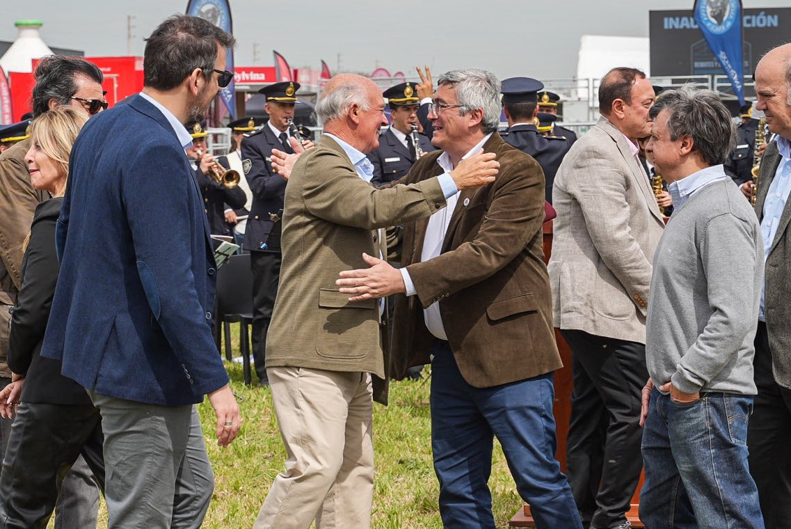 Javier Rodr&iacute;guez: "Trabajamos para impulsar al sector ganadero con financiamiento y m&aacute;s sanidad"