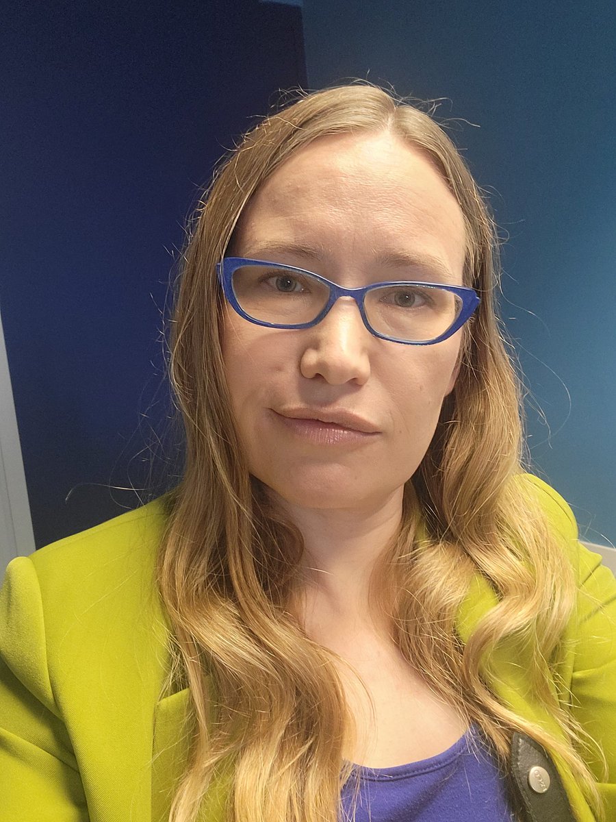 Sara Dungavell tweet media