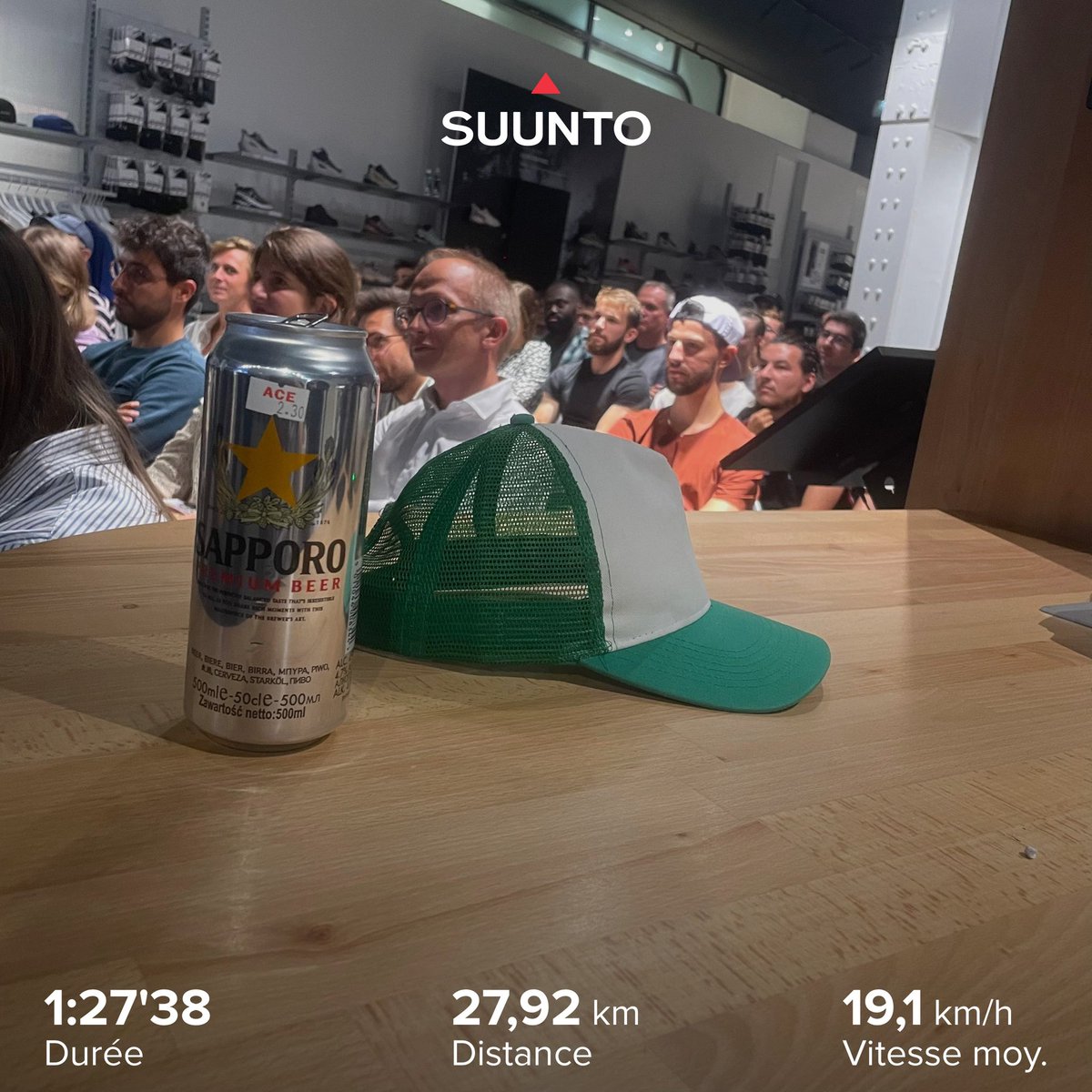 casquetteverte's tweet photo. [🚴🏻‍♂️ VéloTAF aller retour 😫👨🏻‍💻😫 • J - 17 UTMJ ? 🇫🇷🧀🇨🇭] • À nouveau VéloTAF… Et présentation/discussion de notre vidéo 🇯🇵🗻ARIGATÔ 🍿 ce soir au Salomon Store de Madeleine, avant de rentrer 😵 •  #CasquetteVerte #Running #Trail #gravel #SuuntoRaceS #UTMJ2024 #UTMJ #Paris https://t.co/LNnGEWj9gY