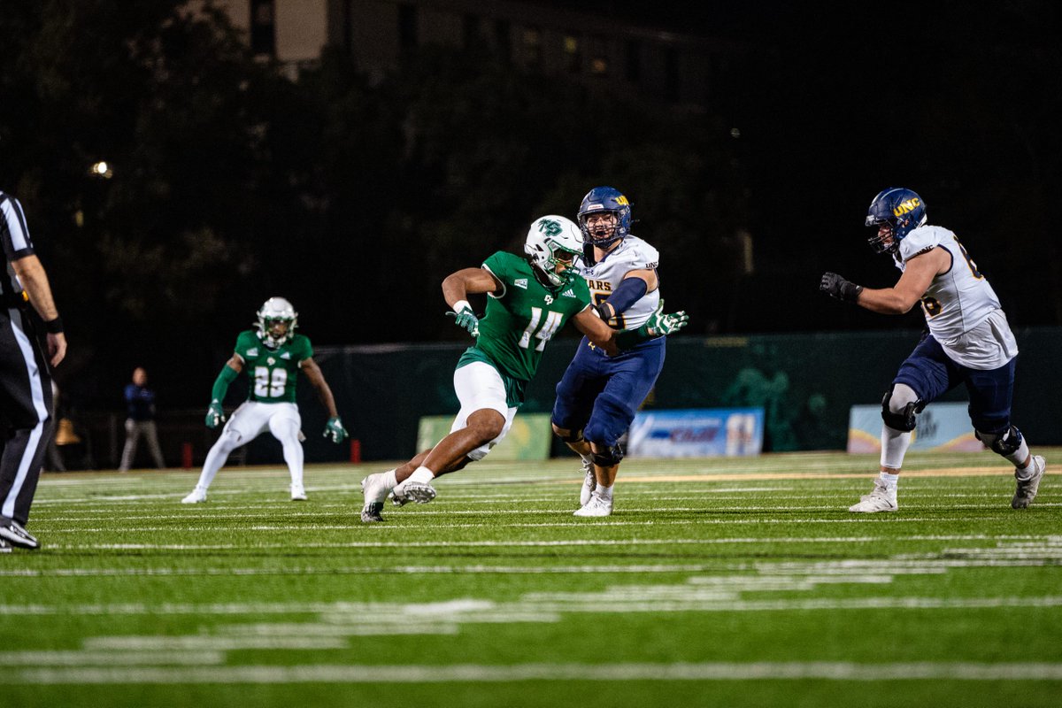 Cal Poly Football earns first win of 2024 season over Western Oregon dlvr.it/TDMLxg