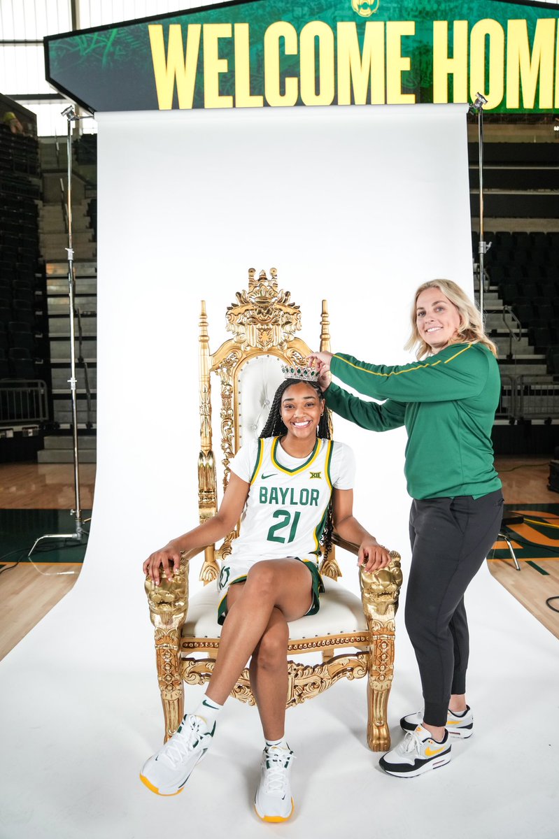 MarcaylaJohnso1's tweet image. Let’s get to work, Sic 'Em Bears 💚🐻#Committed #BLESSED