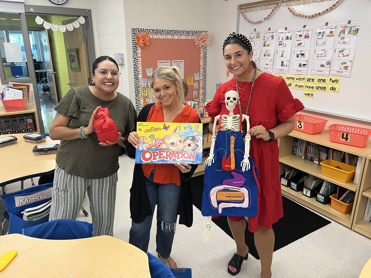 Carolyn Altuner (@snowdenfarmrs) on Twitter photo Our first grade team is taking their Unit 2 (The Human Body) prep to another level!! They bring learning alive and it’s so inspiring to see the way they impact their students! #CKLAKnowledgeBuildinginAction <a href="/SFES_Principal/">Snowden Farm ES</a> <a href="/SnowdenFarm_SDT/">Erin Kleinman</a> <a href="/Mrs_Cervantes18/">Mrs.Cervantes</a> <a href="/msfoundas/">Christina Foundas</a> Our first grade team is taking their Unit 2 (The Human Body) prep to another level!! They bring learning alive and it’s so inspiring to see the way they impact their students! #CKLAKnowledgeBuildinginAction <a href="/SFES_Principal/">Snowden Farm ES</a> <a href="/SnowdenFarm_SDT/">Erin Kleinman</a> <a href="/Mrs_Cervantes18/">Mrs.Cervantes</a> <a href="/msfoundas/">Christina Foundas</a>