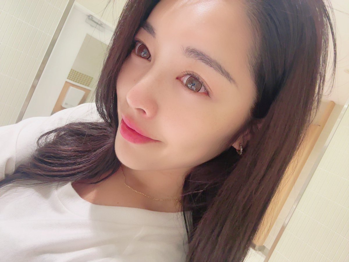 little_j_aasa's tweet photo. おはよ🔅🔅 https://t.co/TQhDjVTjoo