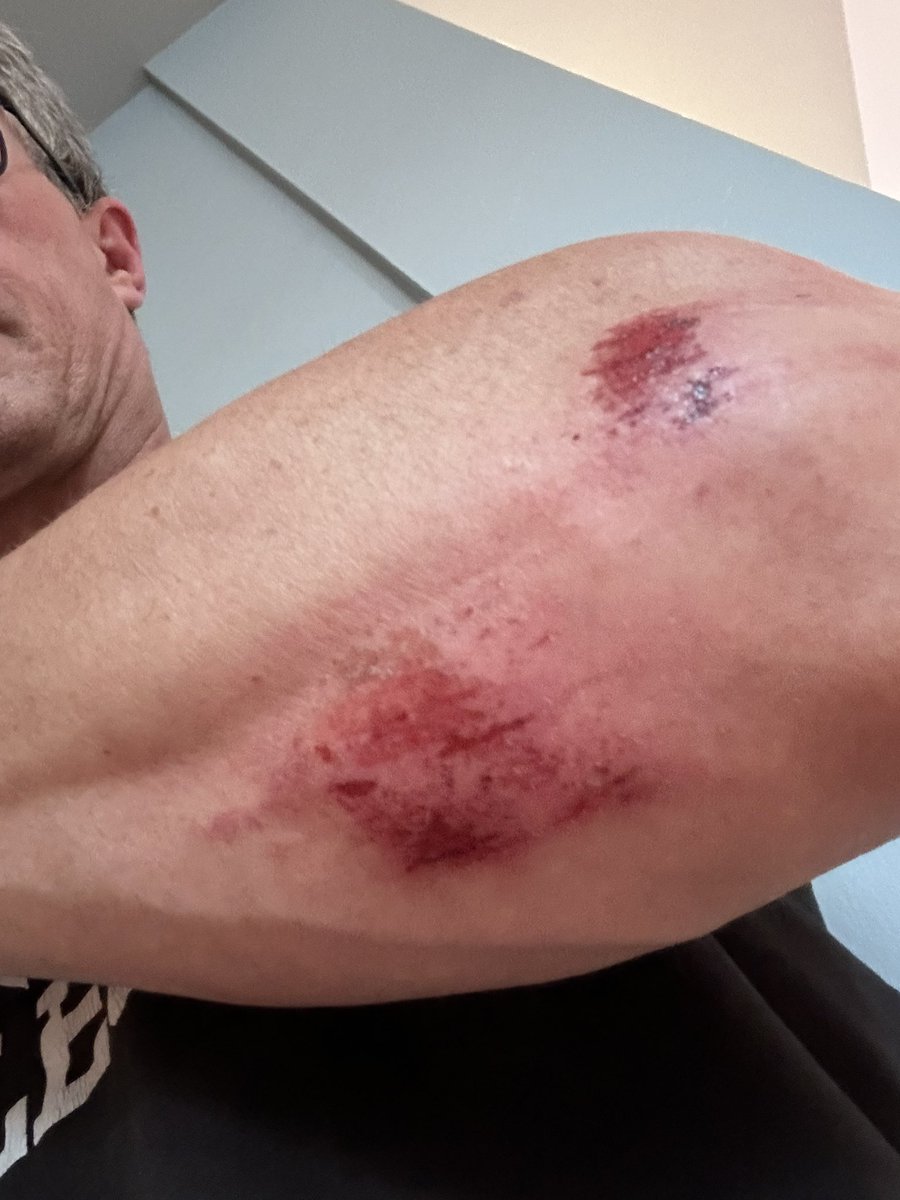 Chris Slabon tweet media