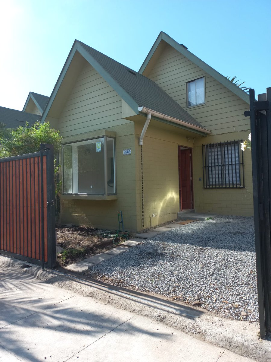 Allanmcv's tweet image. Linda Casa 4 Dormitorios y 2 Baños en Barrio Tuliperos, Buin maspro.cl/propiedades/li…