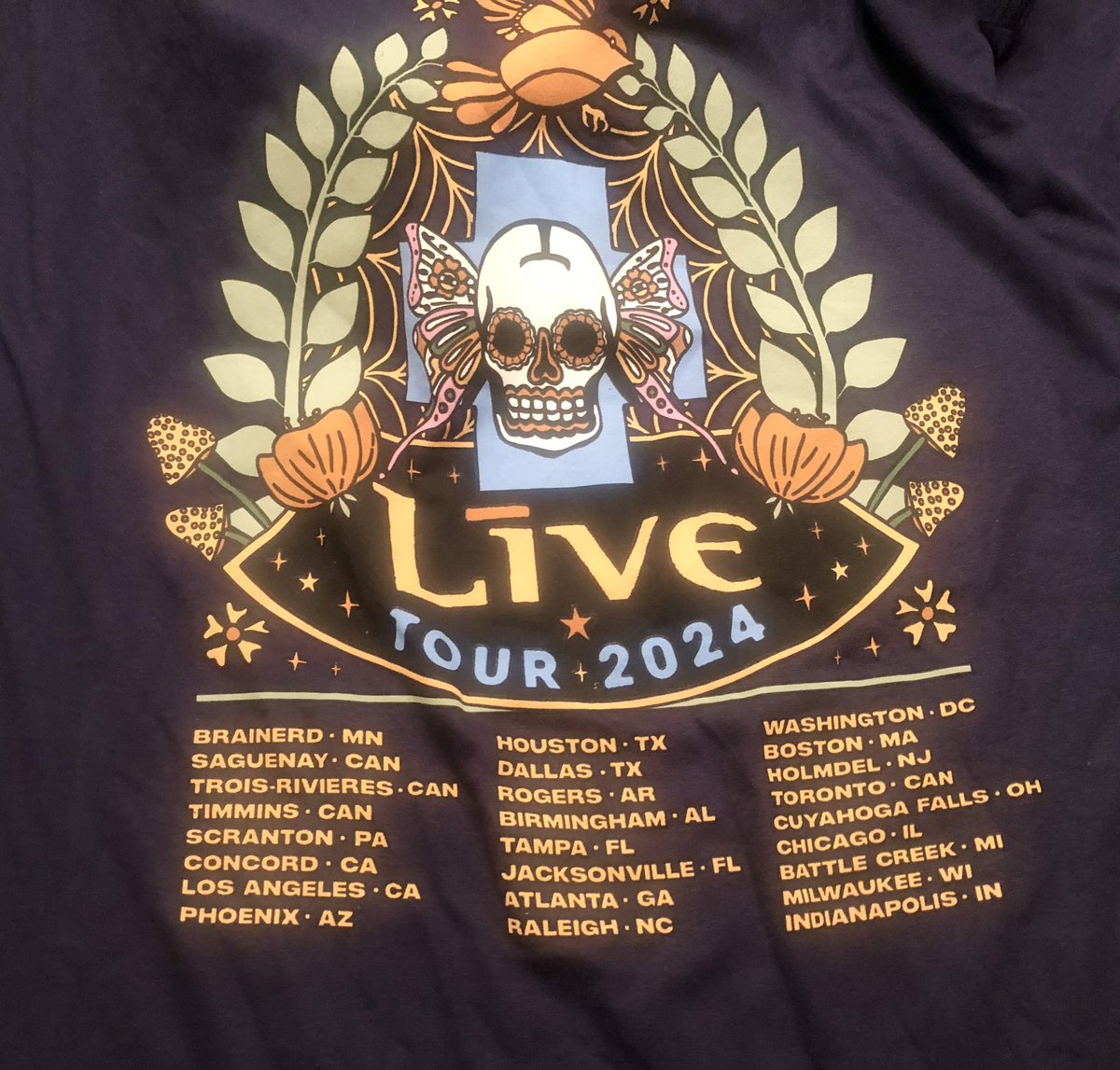 MikePodoll's tweet photo. On Saturday night, I saw @livetheband in Milwaukee at the @AmFamAmp on the Summerfest Grounds. Ed Kowalczyk is amazing, the man sounds as good as ever … those pipes are timeless. https://t.co/XytUjuo1aV