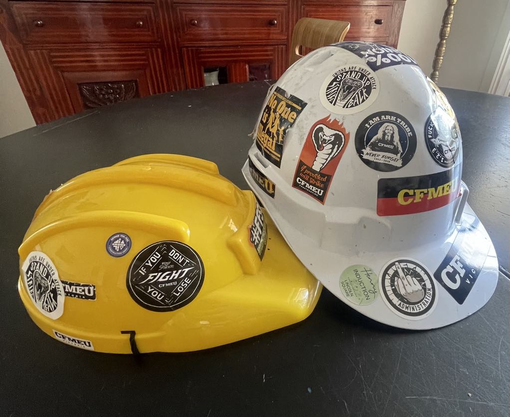 Our stickers on hard hats, where they should be! Sent in by a CFMEU member going to today's rally, 11am Trades Hall, Melbourne. 

Link in bio to order stickers, freebies available for CFMEU members.