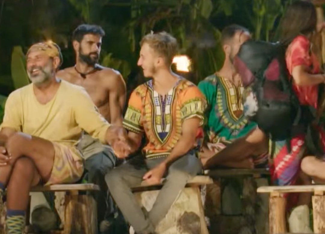 fedeebongiorno's tweet photo. 🏝️ Querés engancharte con #SurvivorTelefe pero no lo mirás desde el día 1 y necesitás que te pongan al día?

Este hilo es para vos 🧵 https://t.co/TcT6PXZk4S