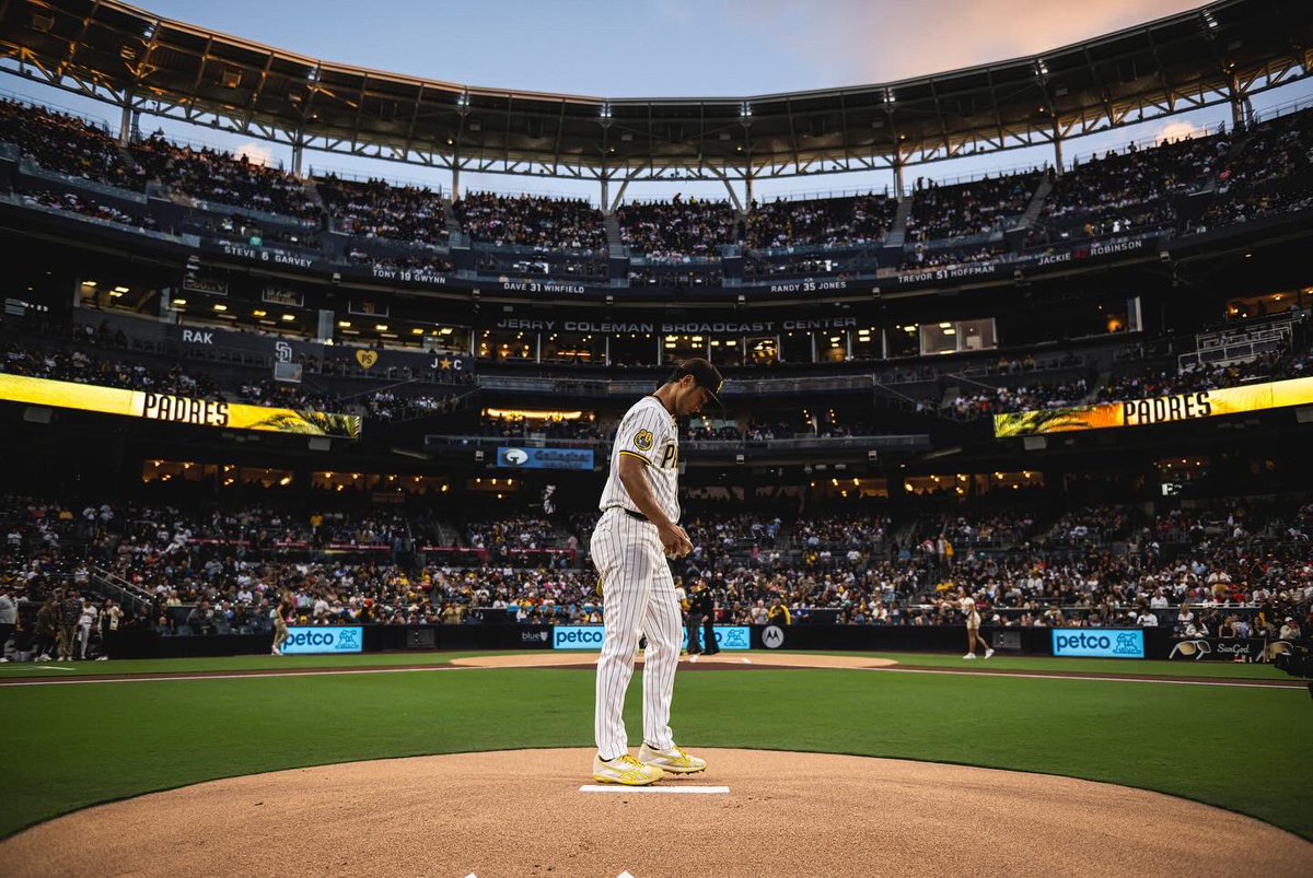 faridyu's tweet photo. 💫 https://t.co/t8xuiV4OAU