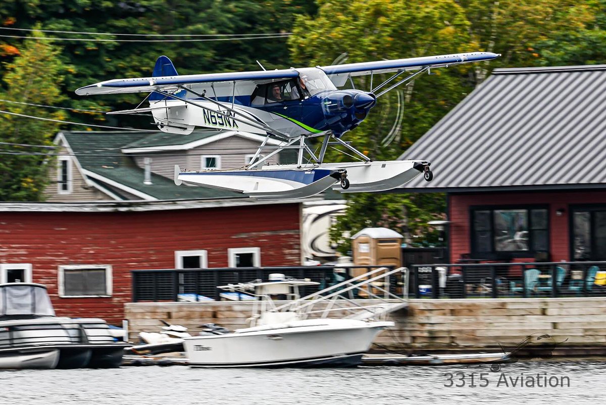3315Aviation's tweet image. This @cubcrafters Cub on Wipaire floats was a beast at the 50th International Seaplane Fly In. #planegeek