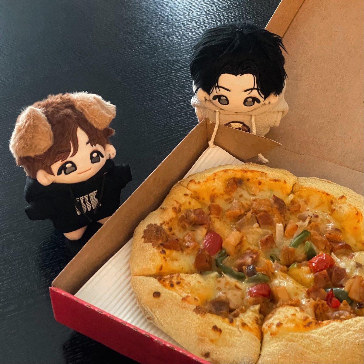 zzyaii's tweet photo. 😋 https://t.co/cFnS8gyQH0
