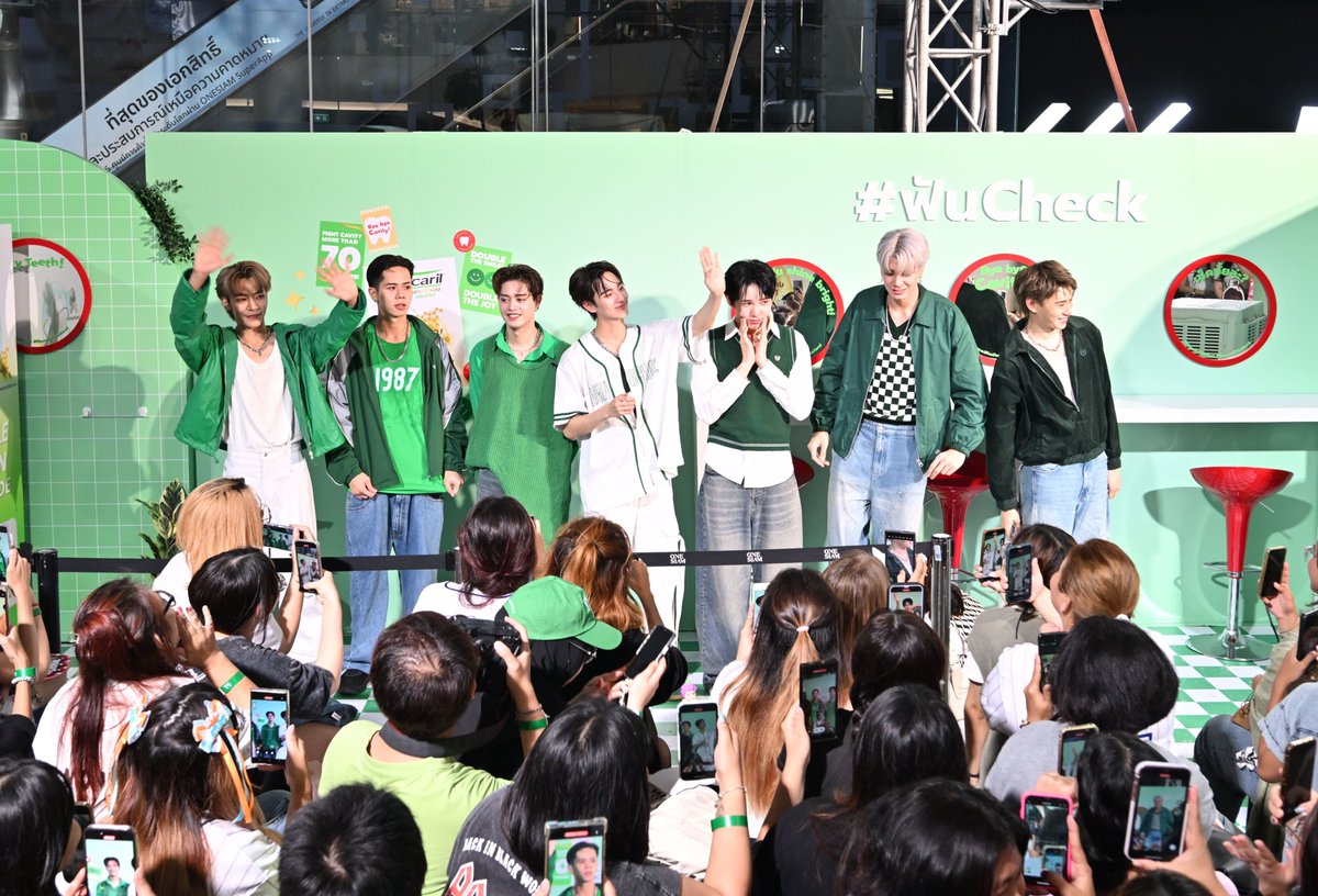 woopmag's tweet photo. “ATLAS” มาดับเบิ้ลความฟันกับ Fluocaril ในงาน “Fluocaril Fun Fest” แชร์เคล็ดลับการดูแลสุขภาพฟันเพื่อให้สนุกกับชีวิตได้เต็มที่ พร้อมจัดเต็มเพอร์ฟอร์แมนซ์ในมินิคอนเสิร์ตสุดฟัน!
https://t.co/zqjxOE1LhV

#FluocarilxATLAS #FluocarilFunFest #FluocarilThailand #ATLAS_th #ATLASth https://t.co/EIGxX2cuqY