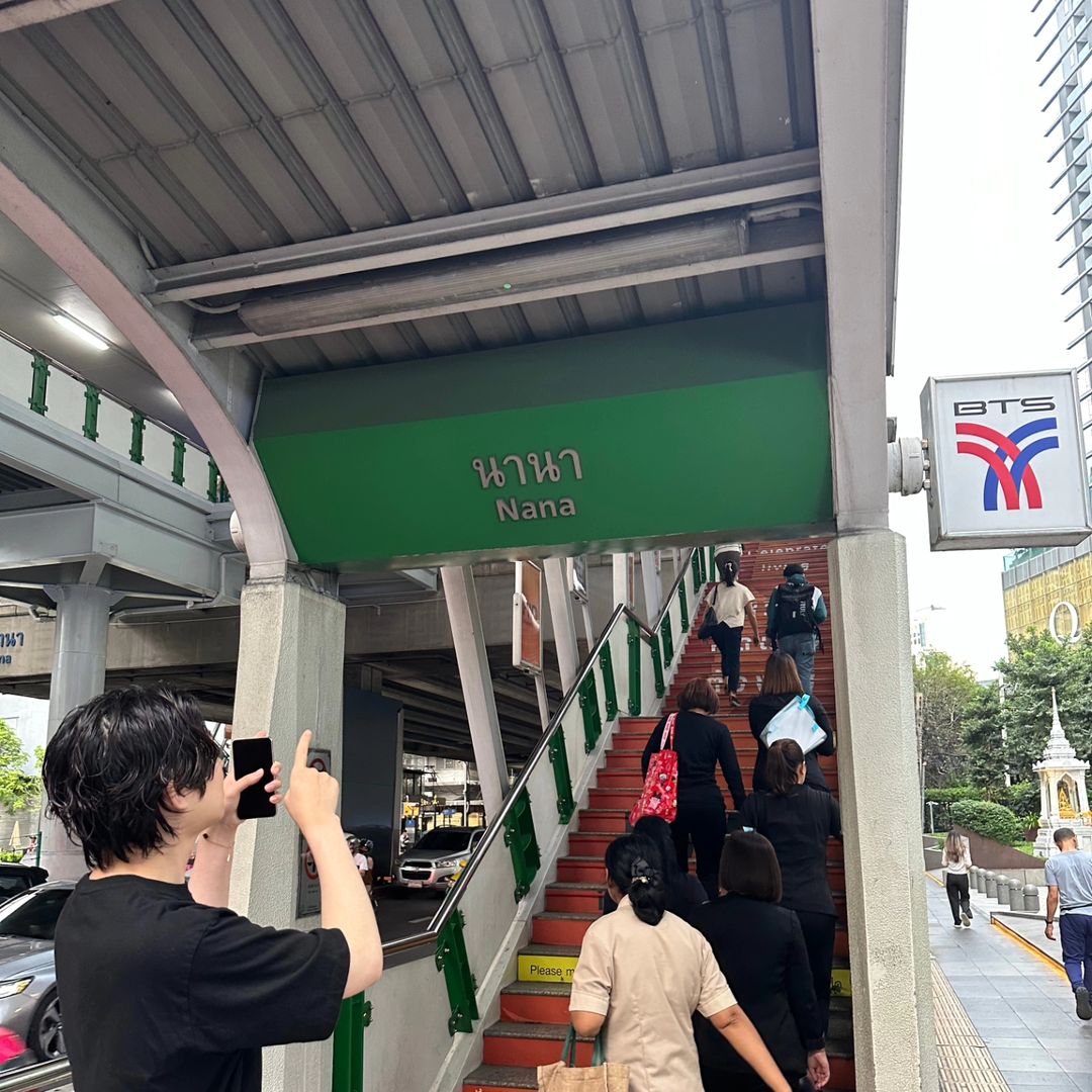 SUJUSappThsub's tweet photo. แม้จะมาแบบเวลาสั้นๆ แต่พี่ฮีชอลแฮปปี้แน่นอน

เจอกันใหม่ปีหน้า เหมือนที่พี่ฮีชอลบอกนะ รอรอรอค่ะ 💙😊 https://t.co/lBSnbJ093Y