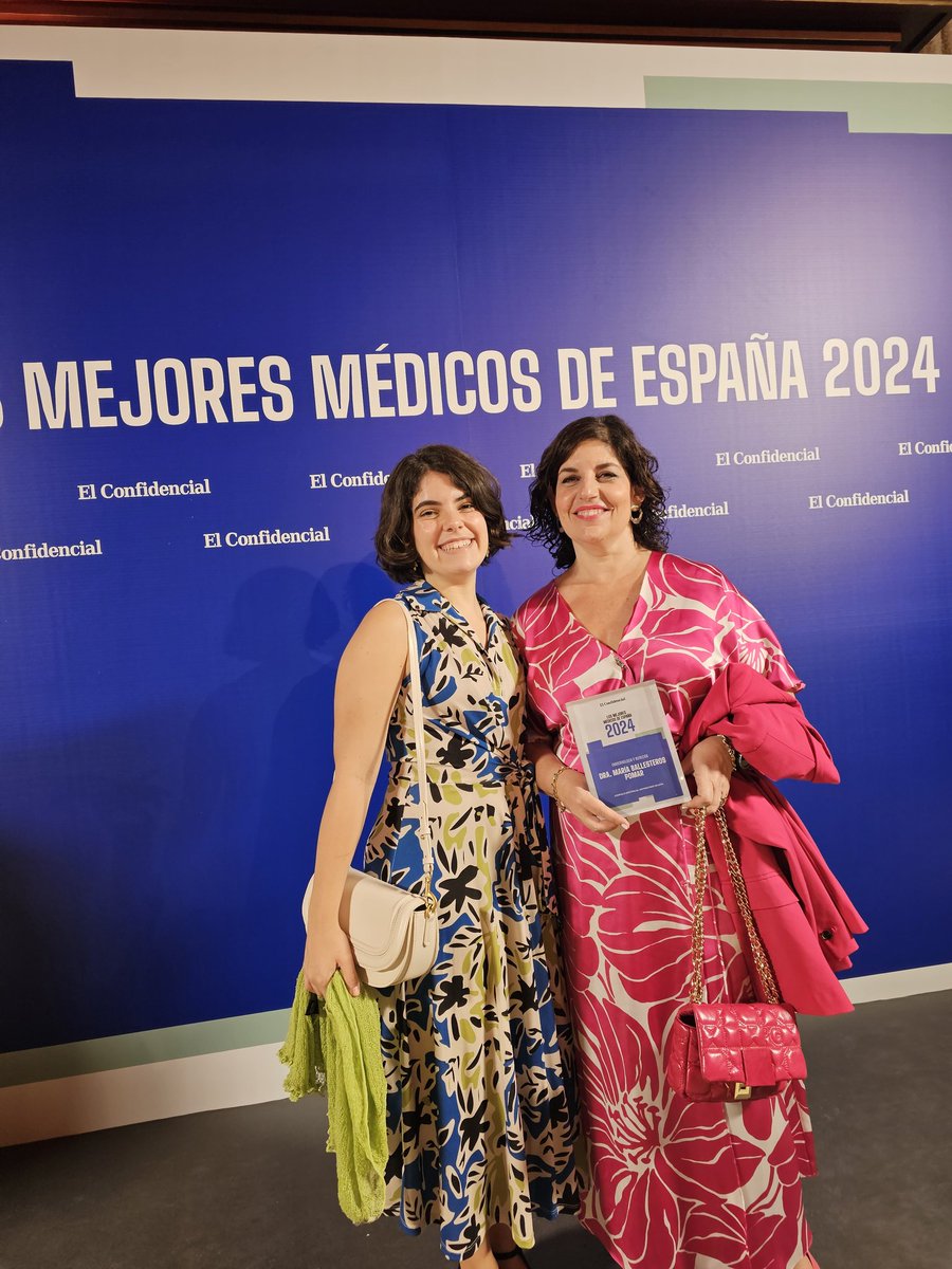 mdballesteros's tweet image. Gala Los mejores medicos de España 2024. Mi agradecimiento por el reconocimiento a @elconfidencial y también a mi equipo de #CAULE @sacyl y a la @sociedadSEEN. Y por supuesto a mi familia. Para mi es un orgullo estar ahi junto con @SusanaMonereo