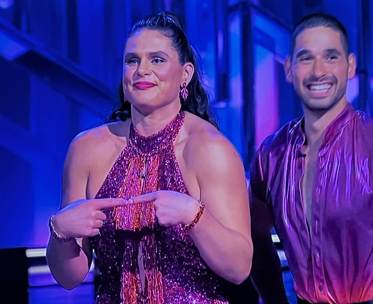 sydney (NOT crosby) tweet media