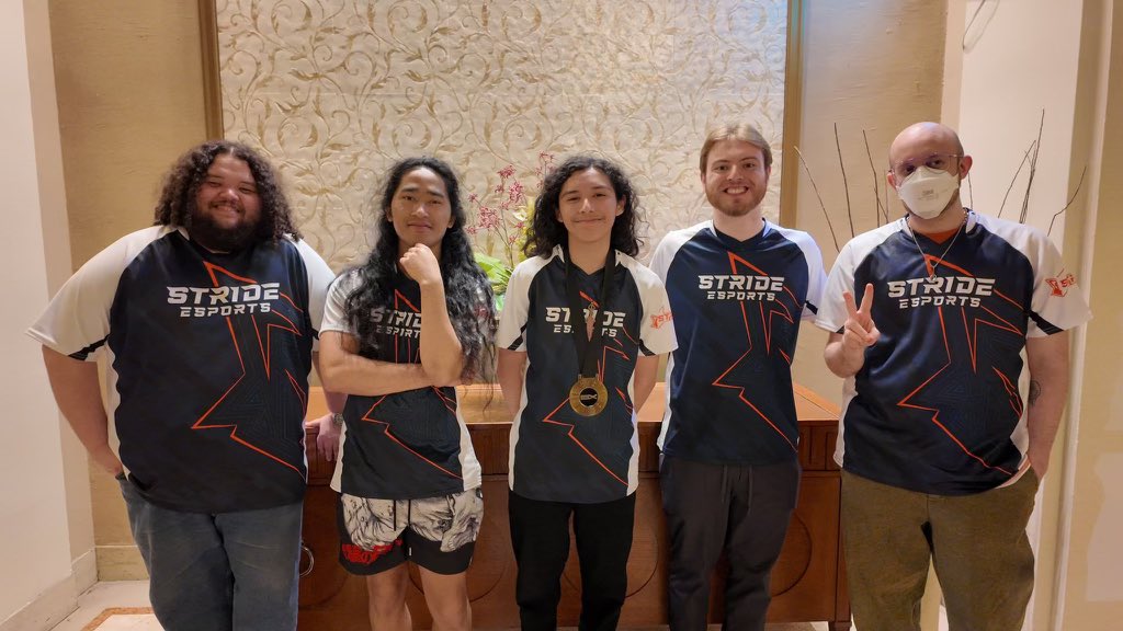 Really unexpected to be honest, but I want to thank Stride for all they've done for me from Genesis till now. This one was really special to me, from not knowing who they were originally to loving everything about the team, I can't say I'm not sad about this era being over. Right