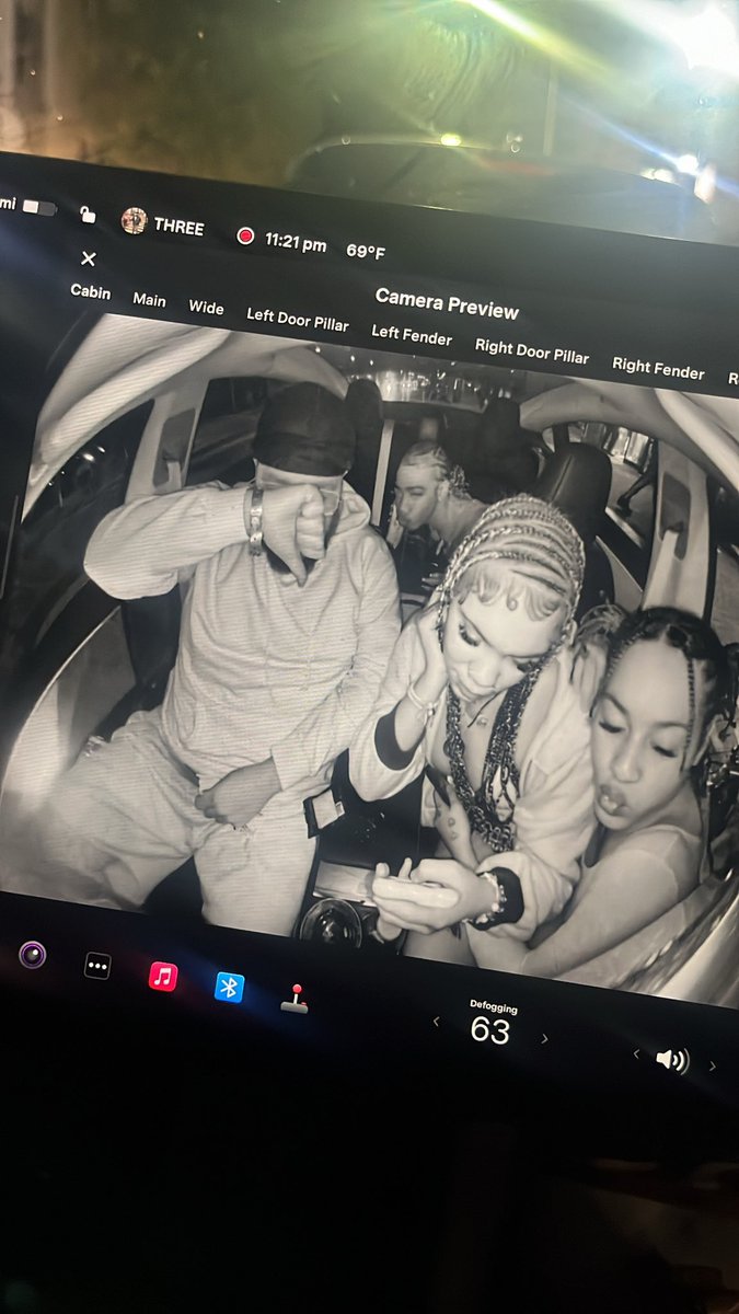 Lani0605's tweet photo. been outside lately..💚 https://t.co/WlfTTjf2W8