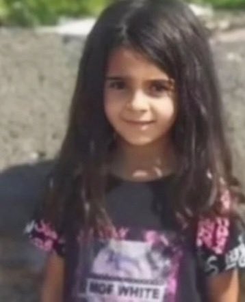 Narin yavrumuzun huzurla uyuması için, bu güne kadar katledilen tüm Narin'ler için, çocuklarımızın geleceği için #NarininKatilleriniBulun !!!!
Sindirmeyin,alışmayın,susmayın!!!!!
#NarinİçinAdalet yerini bulana kadar,
#NariniUnutmaTürkiye !!!!