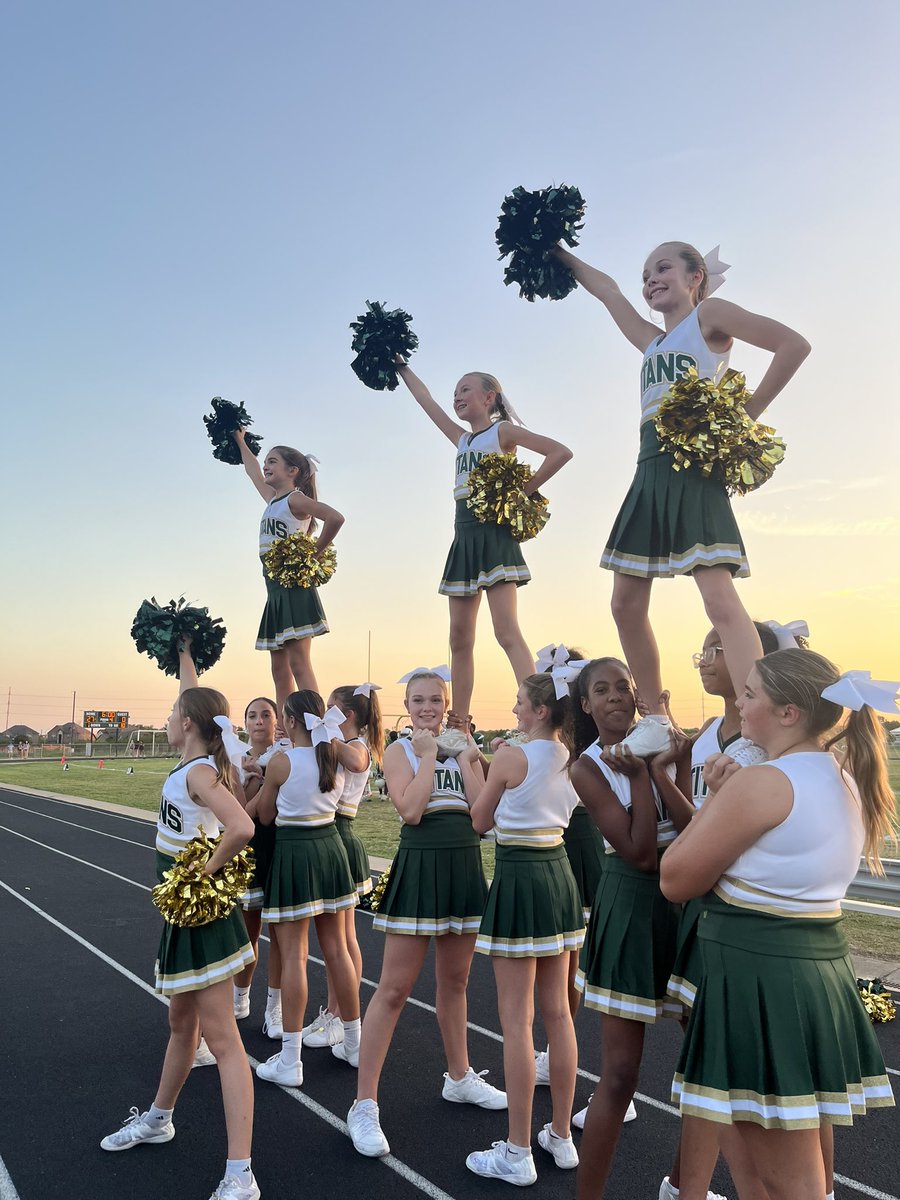 first 7th grade football game! 💚📣