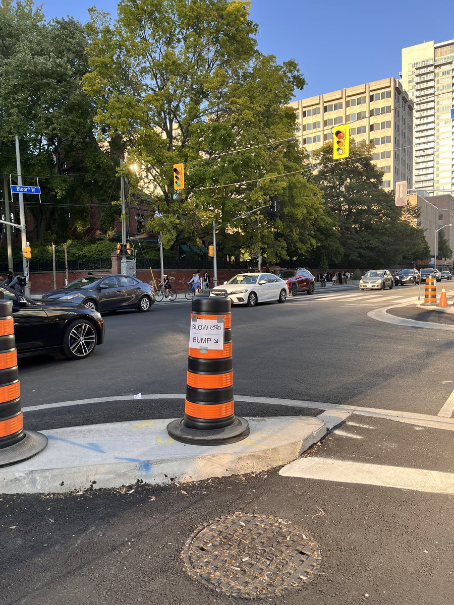 drCADuff's tweet image. An attempt to counteract the dangerous NEW cycling infrastructure at St.George and Bloor. In Montreal over the weekend and they make it look easy! What happened here? @BicycleMayorTO