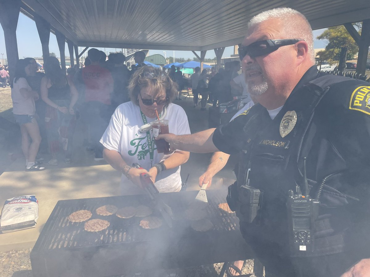 Adam McDaniel tweet media