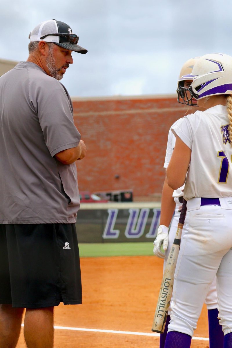 6AAA SFB: Lumpkin 9 Pickens 8
Julianna York (#12) delivers the GW-RBI as the Indians rally for the win